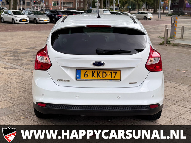 Foto 8 van Ford Focus 1.0 EcoBoost Titanium, AIRCO, NAVI, APK
