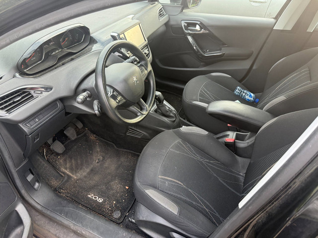 Foto 7 van Peugeot 208 1.2 VTi Airco|Cruise|APK 09-2027!!