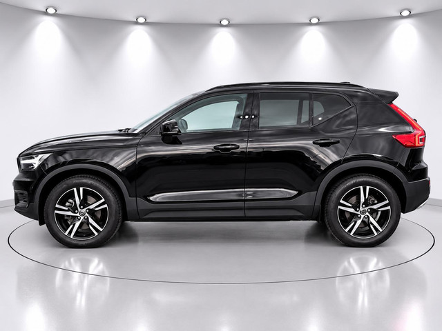 Foto 9 van Volvo XC40 2.0 T4 R-Design Panodak Trekhkaak Camera Leer+Memory Privacyglas