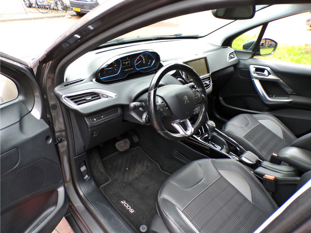 Foto 4 van Peugeot 2008 1.2 PureTech Allure VOL AUTOMAAT,,, NW DISTRIBRIEM GEDAAN