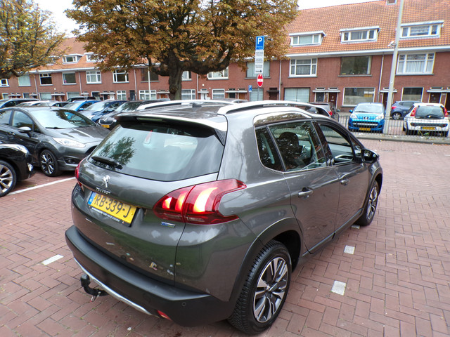 Foto 9 van Peugeot 2008 1.2 PureTech Allure VOL AUTOMAAT,,, NW DISTRIBRIEM GEDAAN