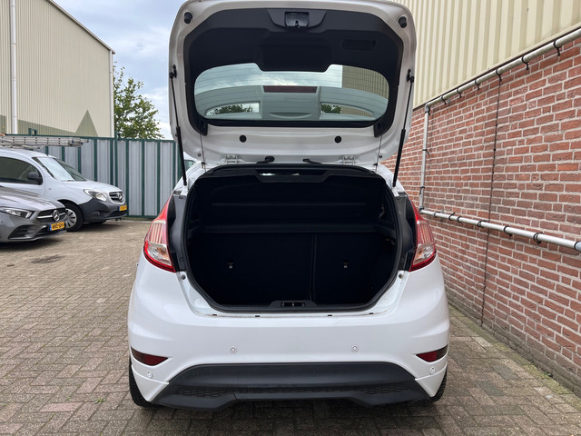 Foto 7 van Ford Fiesta 1.0 EcoBoost ST Line Airco NAP Distbutieriem Nieuw