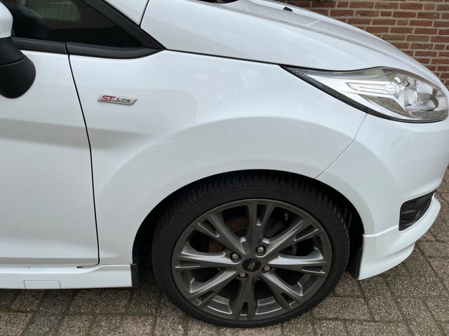 Foto 8 van Ford Fiesta 1.0 EcoBoost ST Line Airco NAP Distbutieriem Nieuw
