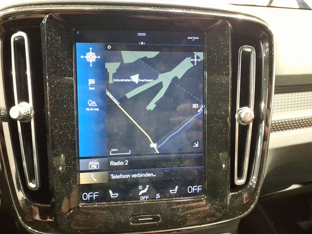 Foto 9 van Volvo XC40 1.5 T5 Twin Engine R-Design BOMVOL | HK-AUDIO | PANO | TREKH. | 360°
