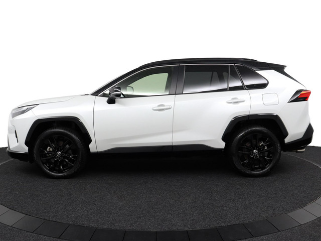 Foto 9 van Toyota RAV4 2.5 Hybrid AWD Bi-Tone | Apple Carplay/Android Auto | elektrisch bedienbare achterklep |