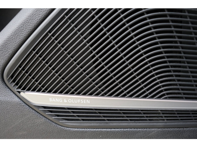Foto 9 van Audi A4 Avant 2.0 TFSI S-line Black Optiek | panoramadak | B&O | adap. cruise | keyless entry | virt