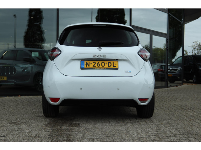 Foto 7 van RENAULT ZOE R135 INTENS 52 KWH | KOOPACCU | CARPLAY | CAMERA | PDC | STOEL. & STUURVERW.