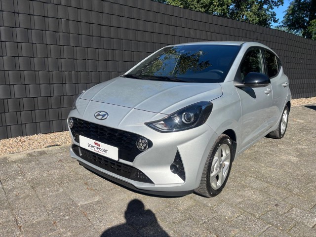 Foto 10 van HYUNDAI I10 1.0 COMFORT 5-ZITS **DAB//CARPLAY//NIEUWSTAAT**