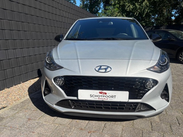 Foto 4 van HYUNDAI I10 1.0 COMFORT 5-ZITS **DAB//CARPLAY//NIEUWSTAAT**