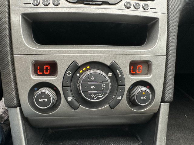 Foto 6 van Peugeot 308 1.6 VTi XS / Navi / PDC / Airco / Cruise / 5DRS / NAP