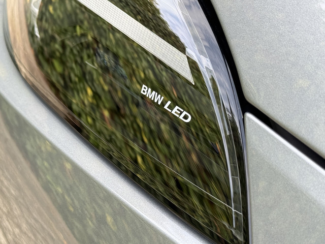 Foto 7 van BMW 1-serie 120 M Sport Pro | Panorama dak | Trekhaak | Camera | Getint glas