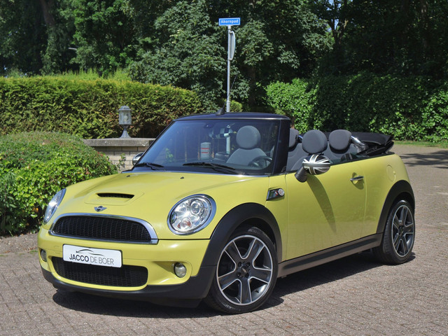 Foto 10 van Mini Mini Cabrio 1.6 Cooper S 175pk Xenon/17"/Stoelverwarm