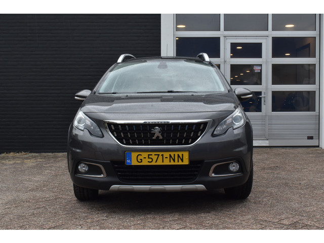Foto 7 van Peugeot 2008 PureTech 130 Allure Automaat | Trekhaak | Panoramadak | Airco | Navi |