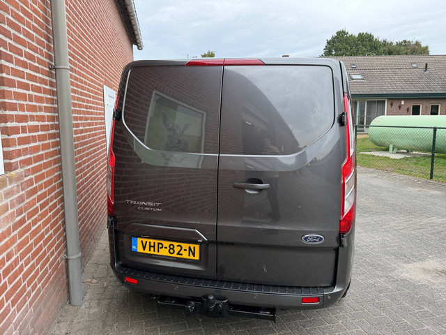 Foto 7 van Ford Transit Custom 300 2.0 TDCI L3H2 Limited Automaat , Camera, Cruise control, omvormer, 3 zits