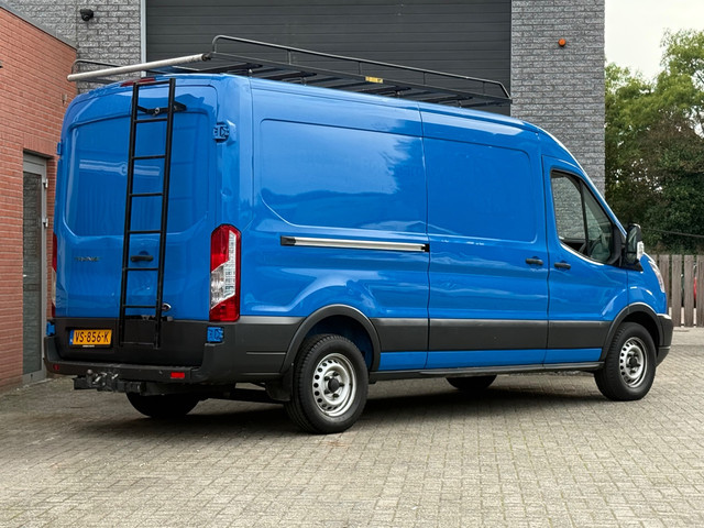 Foto 3 van Ford Transit 350 2.2 TDCI L3H2 Ambiente 2e EIG/30.855KM/NAP