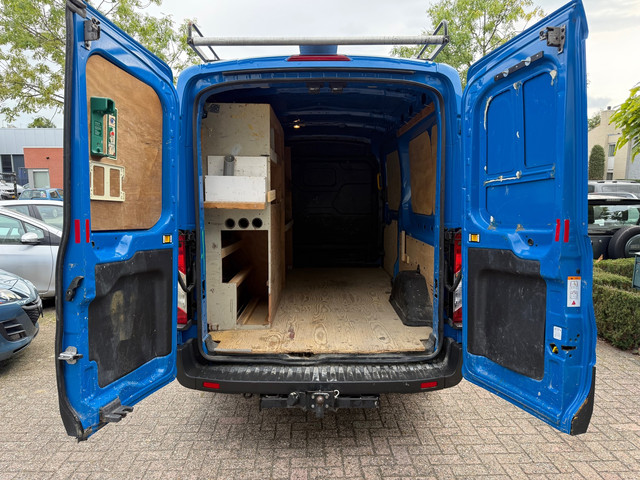 Foto 6 van Ford Transit 350 2.2 TDCI L3H2 Ambiente 2e EIG/30.855KM/NAP