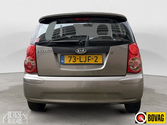 Foto 6 van Kia Picanto 1.0 Seven Carplay Airco Elek.R Nap (bj 2010)