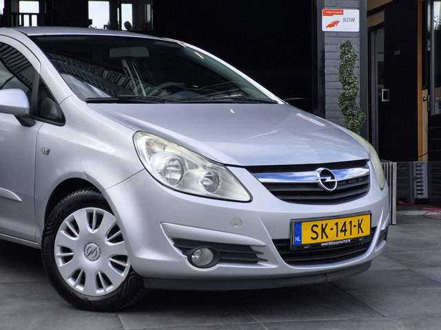 Foto 10 van Opel Corsa 1.2-16V Essentia|APK|Airco|Elektrische Ramen