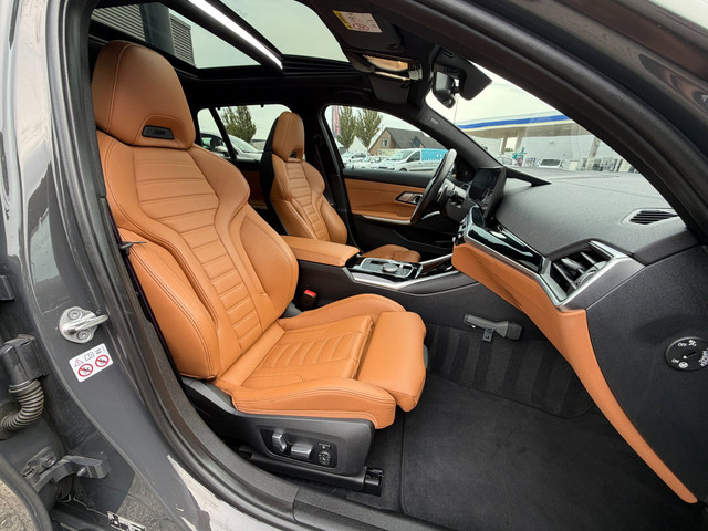 Foto 4 van BMW 3-serie Touring 330e xDrive,Pano, LED, M-sport Pro, M3 Stoelen, Virtual dash, elektrische haak,