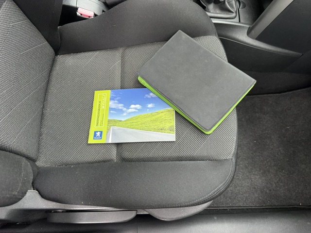 Foto 7 van Peugeot 207 SW 1.6 VTi XS SL. 98.000 KM !! (bj 2008)