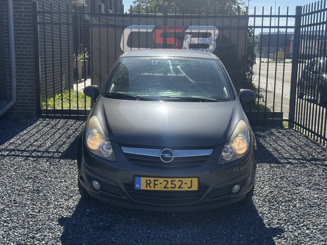 Opel Corsa 1.2-16V Color Edition AIRCO!APK!LAGE KM!KOOPJE!