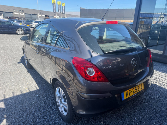 Foto 9 van Opel Corsa 1.2-16V Color Edition AIRCO!APK!LAGE KM!KOOPJE!