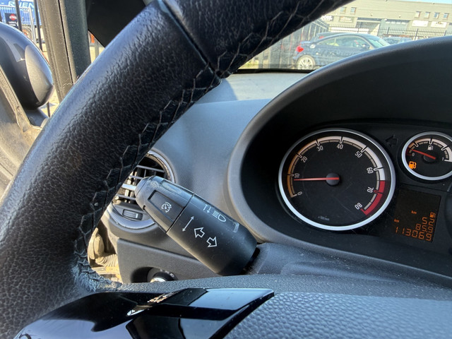 Foto 3 van Opel Corsa 1.2-16V Color Edition AIRCO!APK!LAGE KM!KOOPJE!
