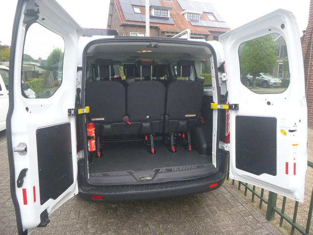 Foto 7 van Ford Transit Custom 310 2.0 TDCI L1H1 Ambiente AIRCO 9 PERSOONS € 10.500 EX BTW
