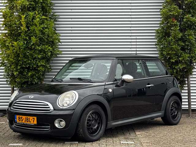 Mini 3-Deurs 1.6 Cooper AIRCO / APK