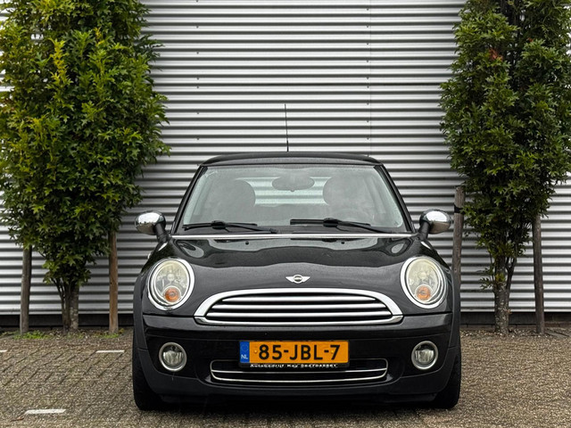 Foto 10 van Mini 3-Deurs 1.6 Cooper AIRCO / APK