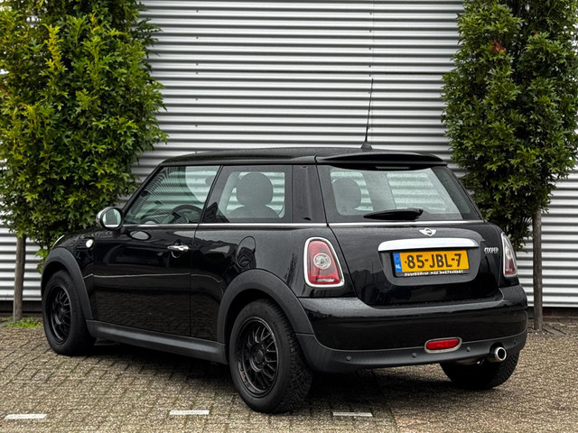 Foto 8 van Mini 3-Deurs 1.6 Cooper AIRCO / APK