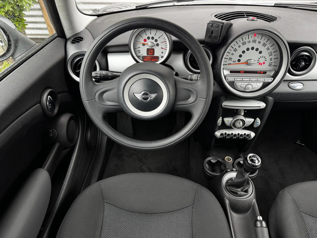 Foto 4 van Mini 3-Deurs 1.6 Cooper AIRCO / APK