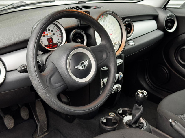 Foto 2 van Mini 3-Deurs 1.6 Cooper AIRCO / APK