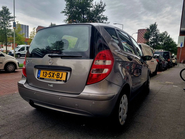 Foto 5 van Mercedes-Benz A-klasse 150 Classic Airco Automaat ParkSens