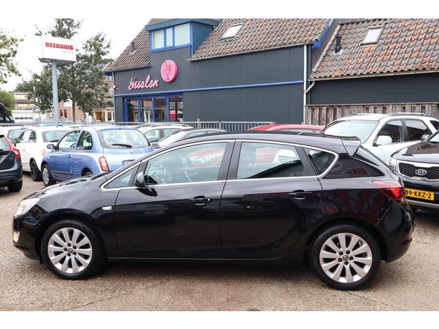 Foto 4 van Opel Astra 1.6 Cosmo ,107.000 km , NL Auto , Nap