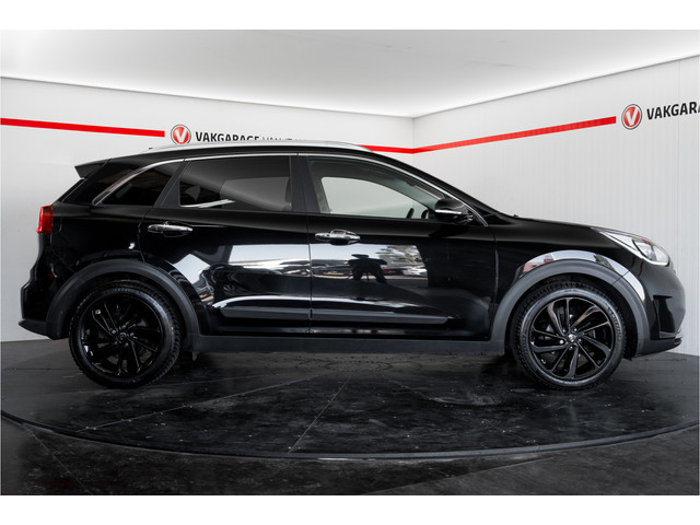 Foto 6 van Kia Niro 1.6 GDi Hybrid ExecutiveLine| Leder | Stoelventilatie | JBL | Trekhaak Camera|