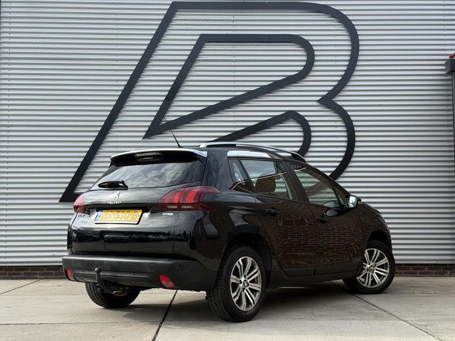 Foto 3 van Peugeot 2008 1.2 PureTech Blue Lion 2e Eigenaar|Pano|Carplay|Airco|Cruise|Trekhaak|PDC|Elek ramen|D-