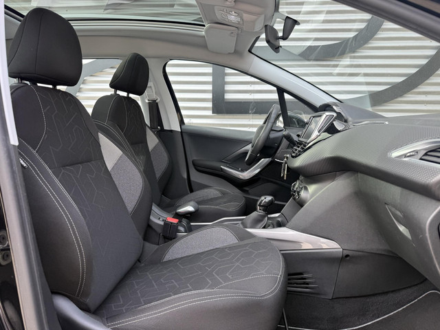 Foto 7 van Peugeot 2008 1.2 PureTech Blue Lion 2e Eigenaar|Pano|Carplay|Airco|Cruise|Trekhaak|PDC|Elek ramen|D-