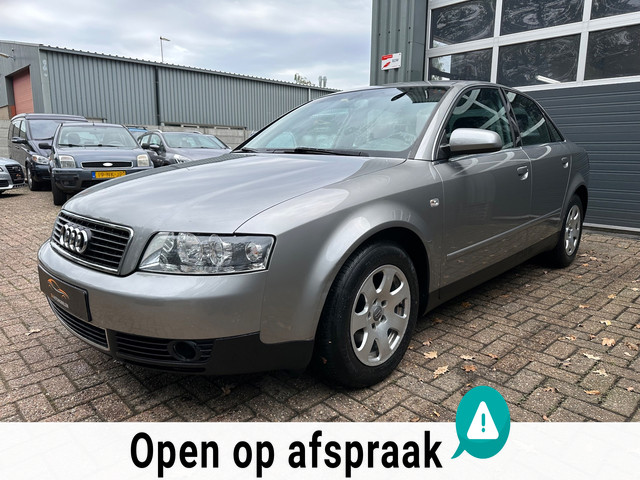 Foto 7 van Audi A4 Limousine 1.6