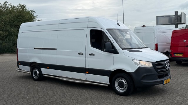 Foto 10 van MERCEDES-BENZ SPRINTER 311 CDI 84KW 114PK L3H2 AUTOMAAT EURO 6 AIRCO/ ORIGINEEL AUDIO/ CAMERA/ 100% DEALERONDERHOUDEN