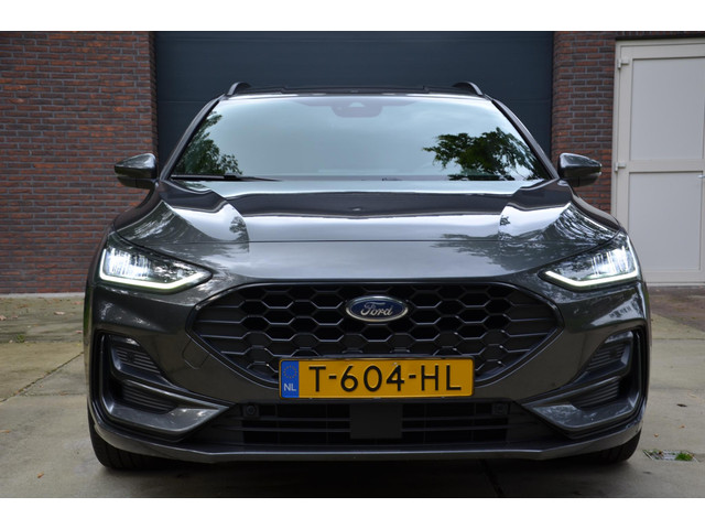 Foto 8 van Ford Focus Wagon 1.0 EcoBoost Hybrid ST Line Navi/Led/Pdc/Ecc/Trekhaak/Achteruitrijcamera/Privacy-Gl