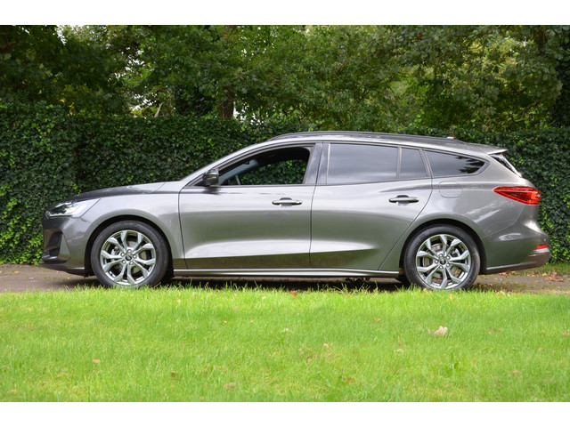 Foto 6 van Ford Focus Wagon 1.0 EcoBoost Hybrid ST Line Navi/Led/Pdc/Ecc/Trekhaak/Achteruitrijcamera/Privacy-Gl