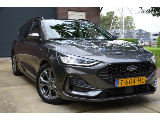 Foto 4 van Ford Focus Wagon 1.0 EcoBoost Hybrid ST Line Navi/Led/Pdc/Ecc/Trekhaak/Achteruitrijcamera/Privacy-Gl