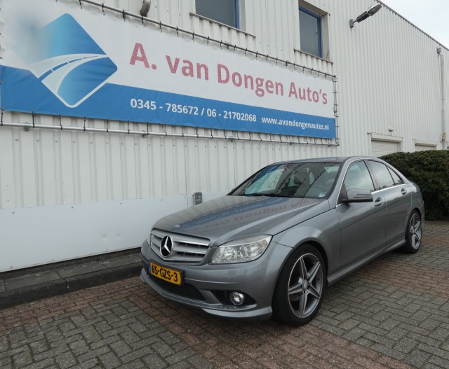 Foto 10 van MERCEDES-BENZ C-KLASSE 200 Kompressor AMG EDITION AUT.,H&K,Leer,Clima,Trhaak