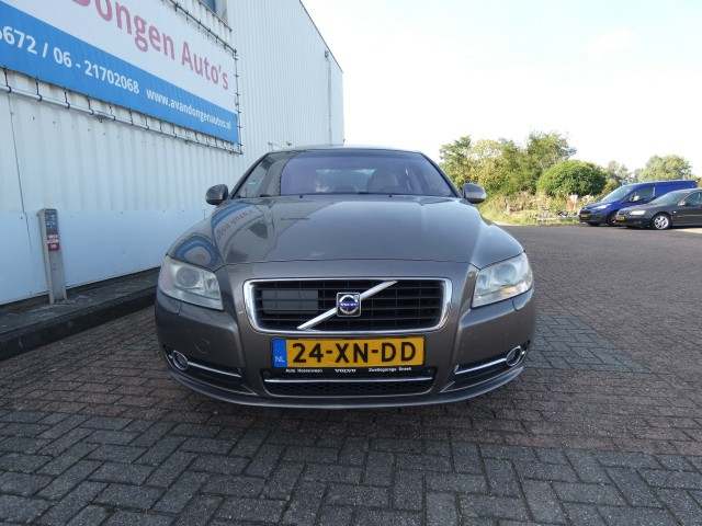 Foto 7 van VOLVO S80 2.4 D5 EXECUTIVE Automaat,ACC,Standk,Schuifdak,Koelkast