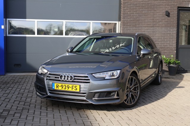 Foto 2 van AUDI A4  AVANT 45 TDI QUATTRO