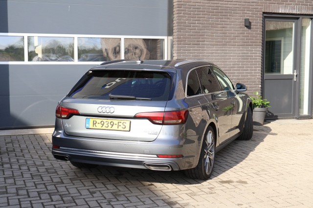 Foto 5 van AUDI A4  AVANT 45 TDI QUATTRO