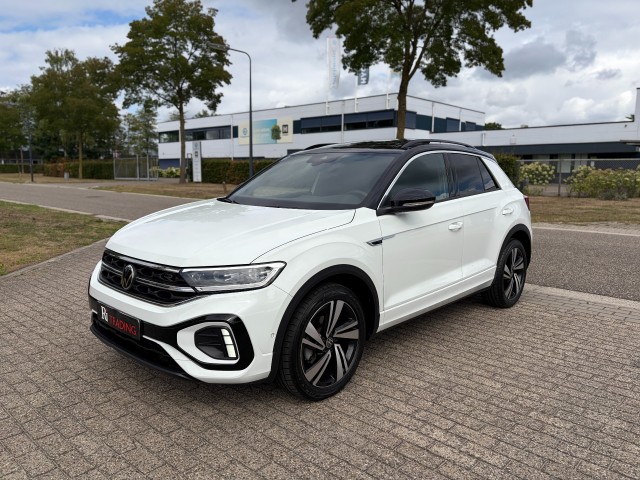 Foto 10 van VOLKSWAGEN T-ROC 1.5 TSI R-Line Pano Camera Adaptive Cruise