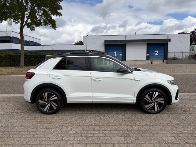 Foto 7 van VOLKSWAGEN T-ROC 1.5 TSI R-Line Pano Camera Adaptive Cruise