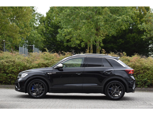 Foto 4 van Volkswagen T-Roc 2.0 TSI 4Motion R Pano Akra Lane Camera ACC Trekhaak